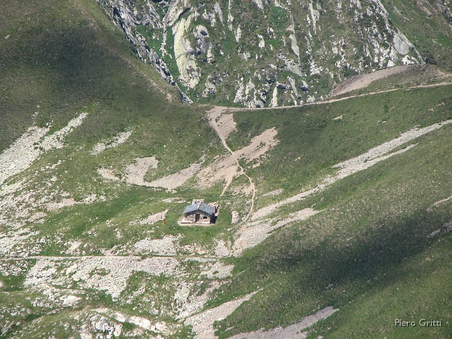 Masoni 170.jpg - Il Bivacco Pedrinelli verso il Passo di Publino